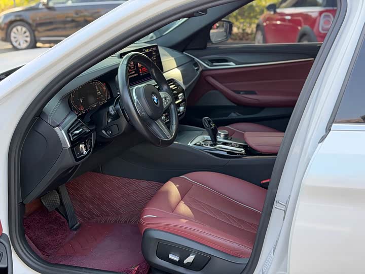 Фото 4 - BMW 5 Series