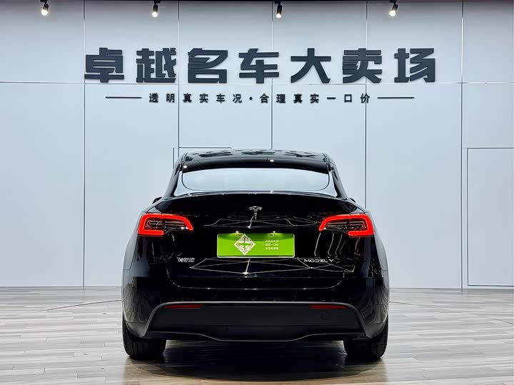 Фото 6 - Tesla Model Y