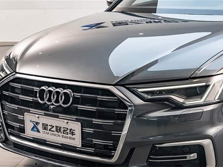 Фото 4 - Audi A6L