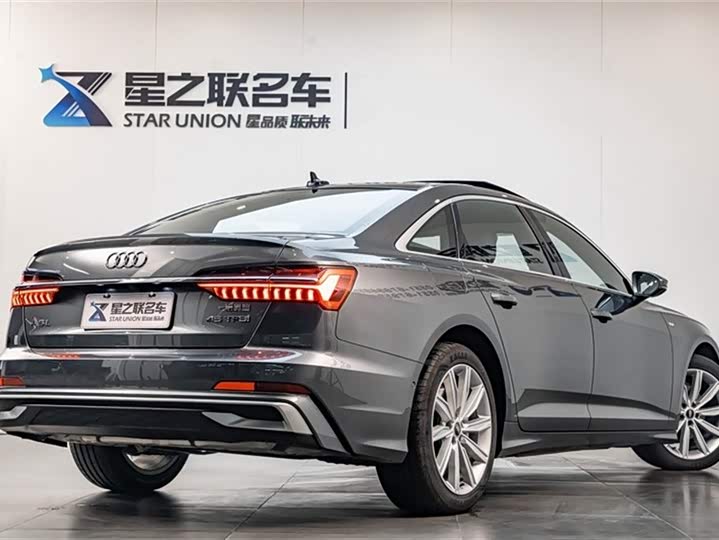 Фото 7 - Audi A6L