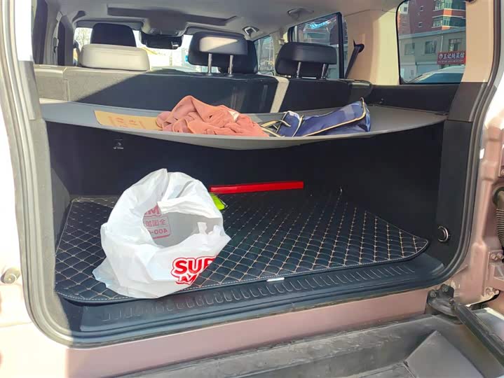 Фото 4 - Tank 300