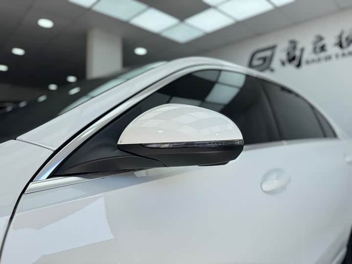 Фото 5 - Mercedes-Benz C-Class