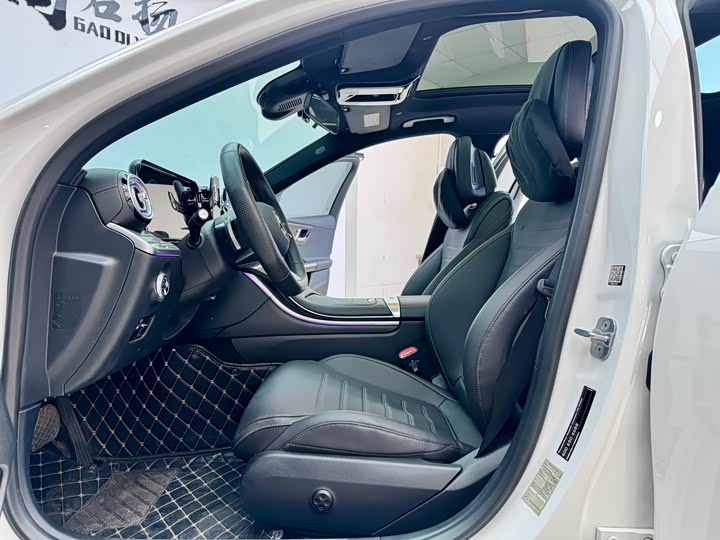 Фото 6 - Mercedes-Benz C-Class