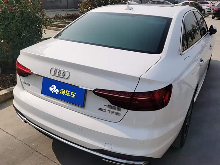 Фото 3 - Audi A4L