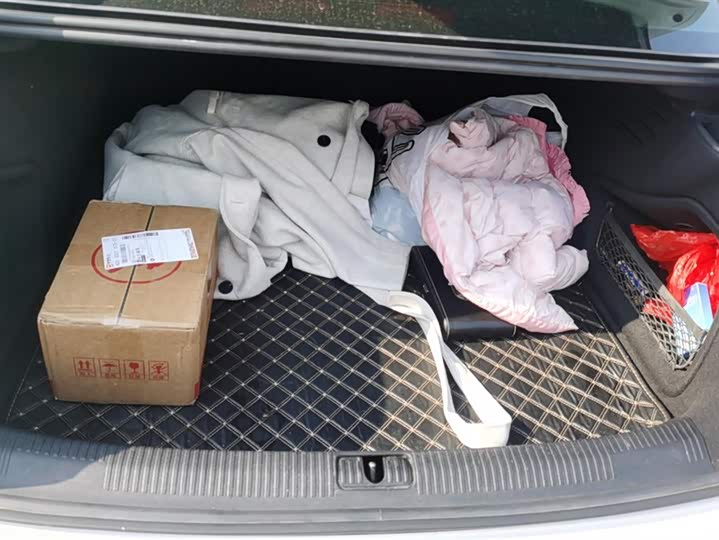 Фото 4 - Audi A4L