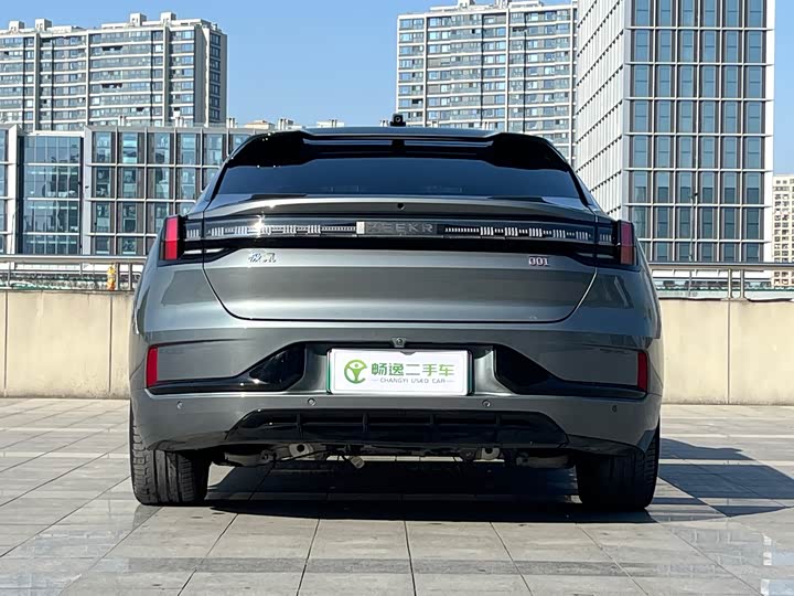 Фото 4 - Zeekr 001