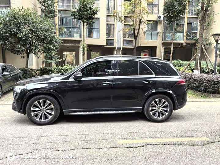 Фото 3 - Mercedes-Benz GLE-Class