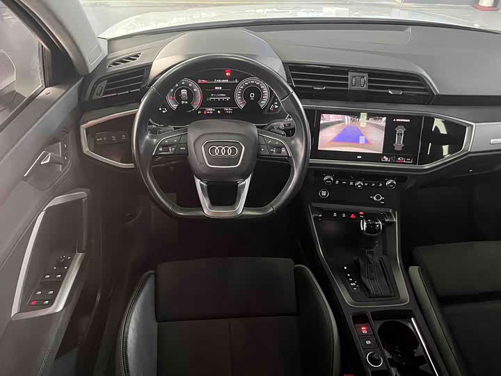 Фото 6 - Audi Q3