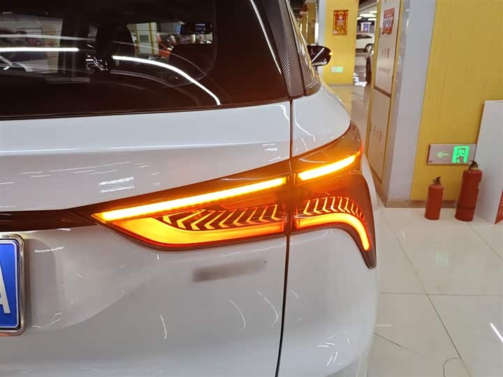 Фото 8 - Changan CS75 Plus