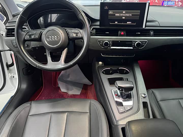 Фото 9 - Audi A4L