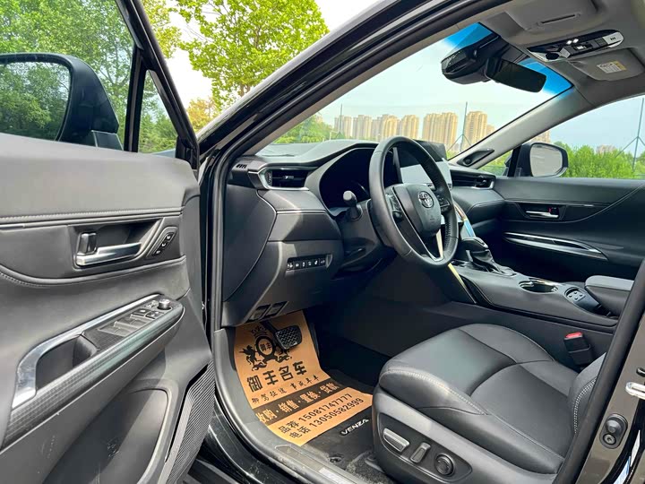 Фото 7 - Toyota Venza