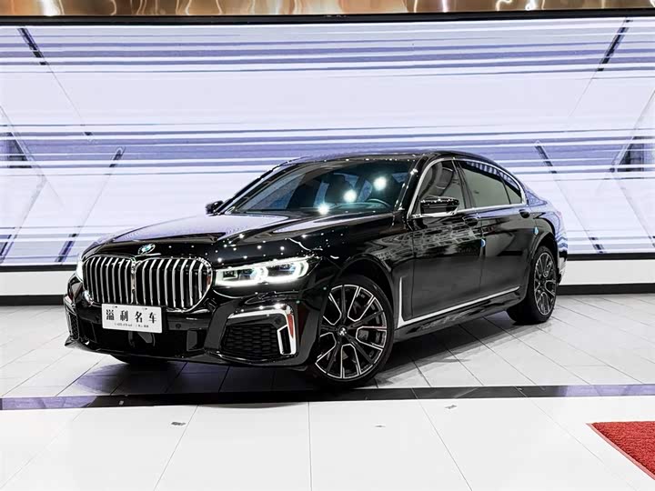 Фото 3 - BMW 7 Series
