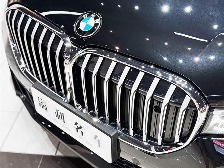 Фото 6 - BMW 7 Series