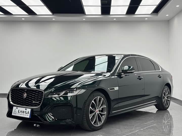 Фото 1 - Jaguar XF L