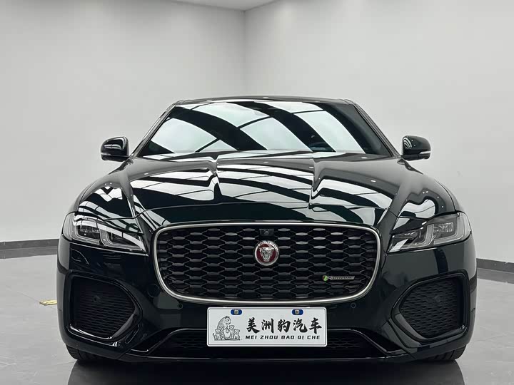 Фото 2 - Jaguar XF L