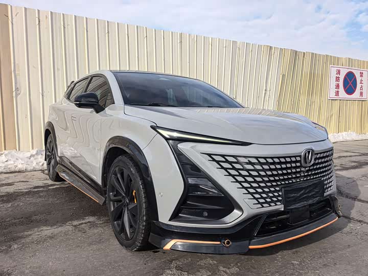 Фото 3 - Changan UNI-T