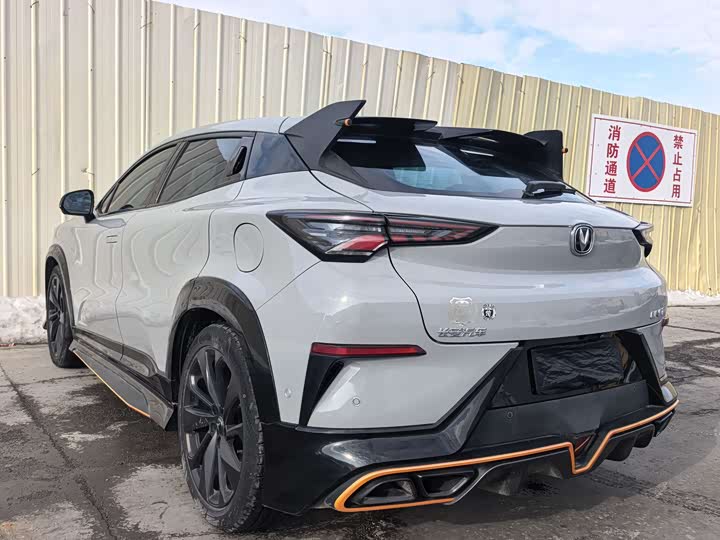 Фото 7 - Changan UNI-T