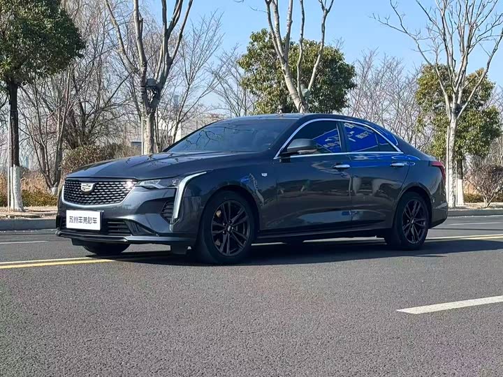 Фото 1 - Cadillac CT4