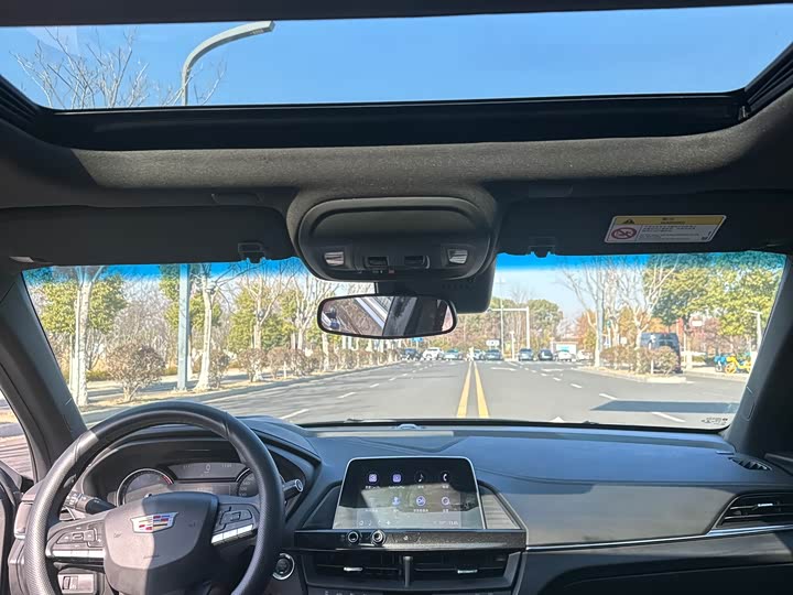 Фото 7 - Cadillac CT4