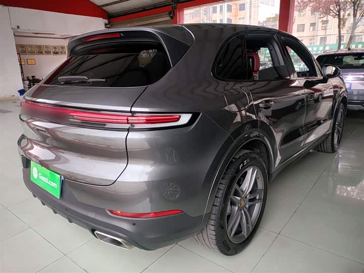 Фото 7 - Porsche Cayenne