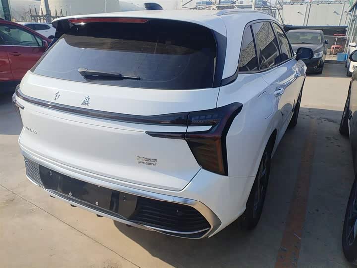 Фото 7 - Hongqi HS3 Hybrid