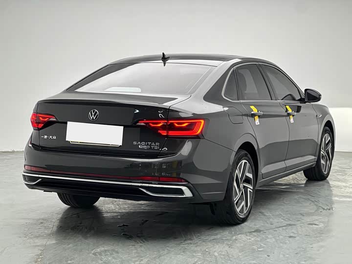 Фото 4 - Volkswagen Sagitar L