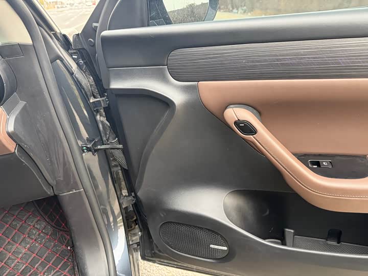 Фото 8 - Leapmotor C11