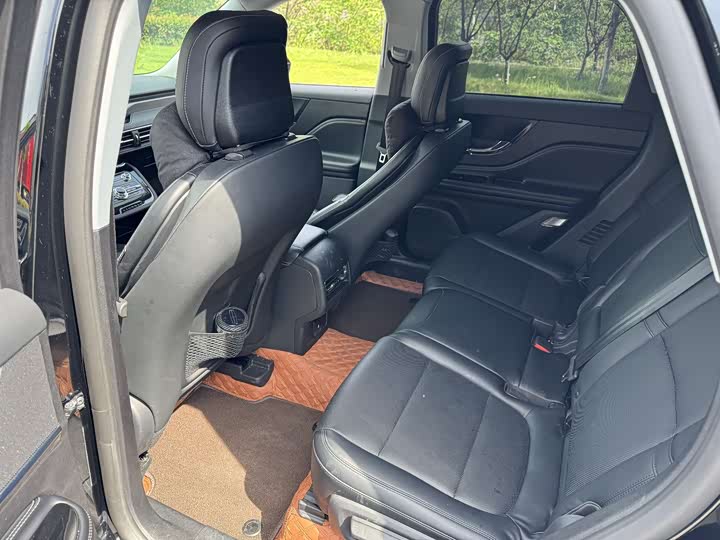 Фото 8 - Lincoln Corsair