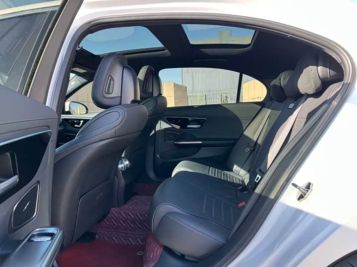 Фото 6 - Mercedes-Benz C-Class