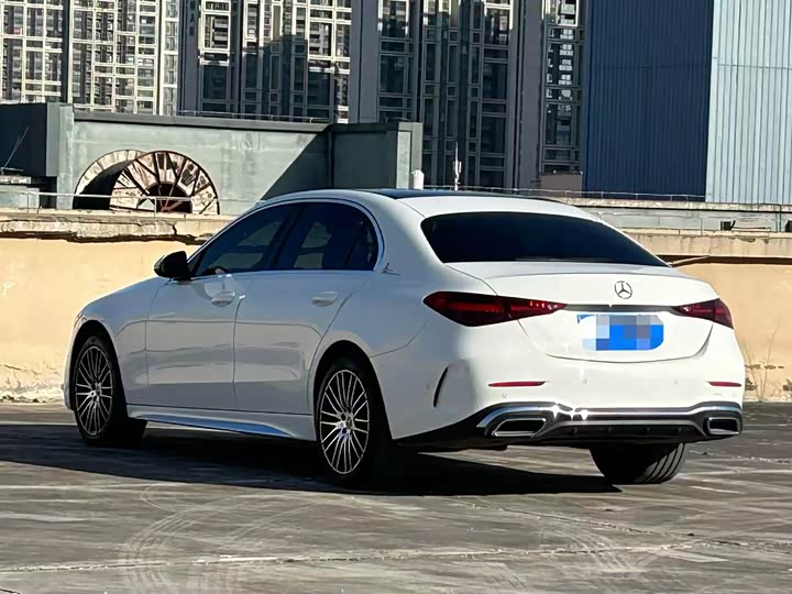 Фото 9 - Mercedes-Benz C-Class