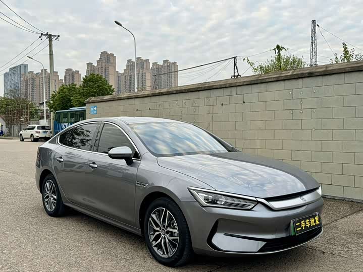 Фото 3 - BYD Qin Plus