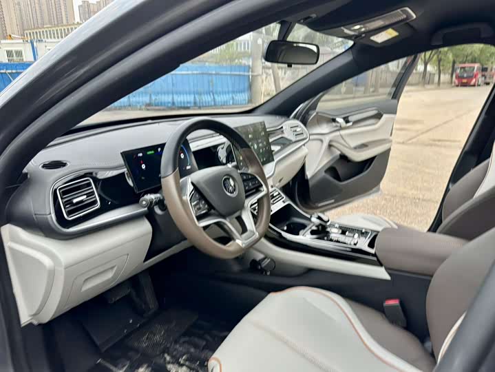 Фото 4 - BYD Qin Plus