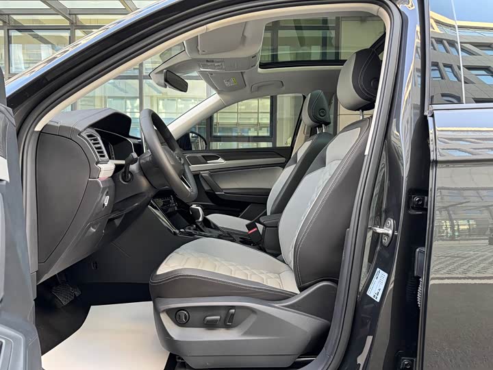 Фото 8 - Volkswagen Tayron