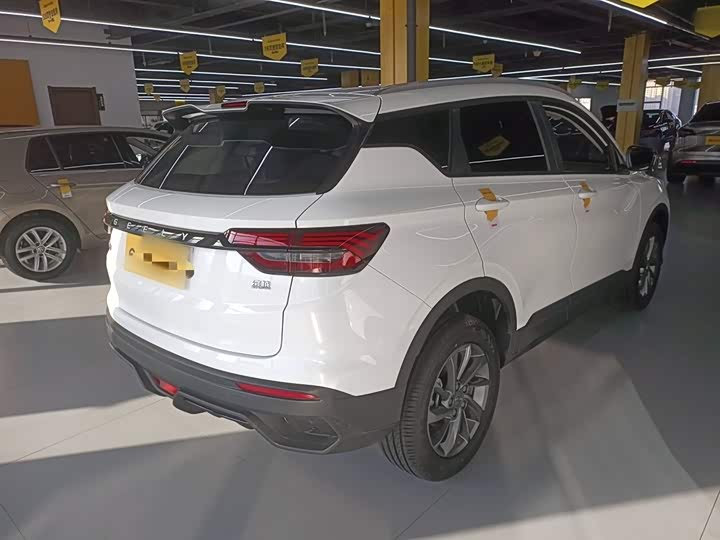 Фото 7 - Geely Coolray