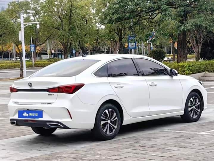 Фото 3 - Changan Eado Plus