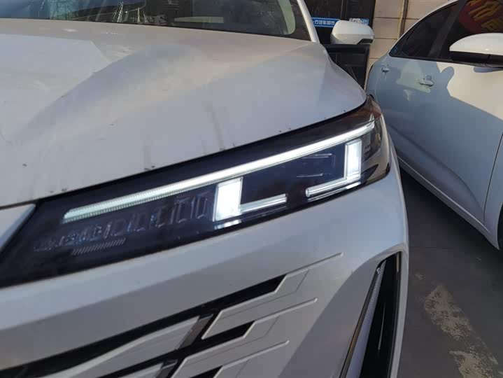 Фото 5 - Changan Eado Plus