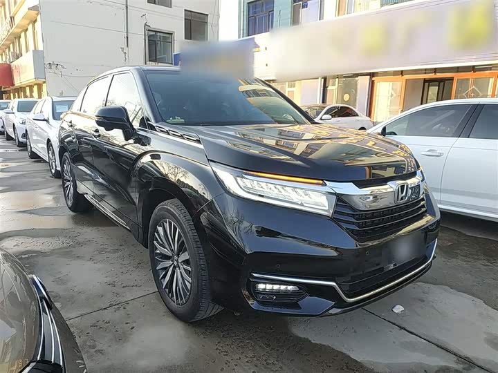 Фото 4 - Honda Avancier