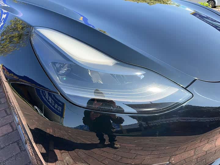 Фото 7 - Tesla Model 3