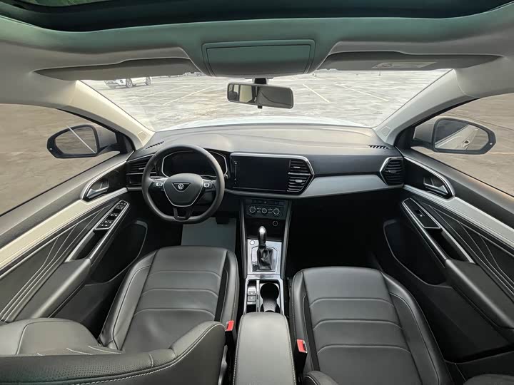 Фото 8 - Jetta VS7