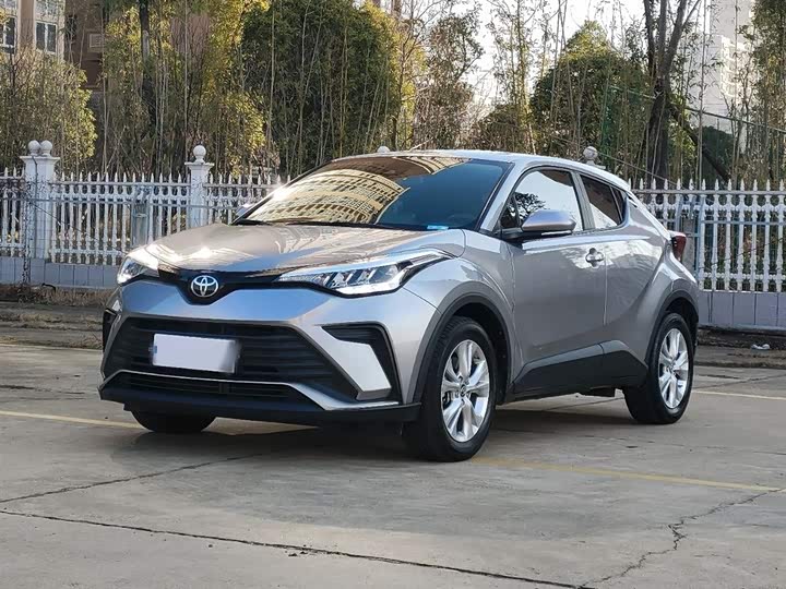 Фото 3 - Toyota Izoa