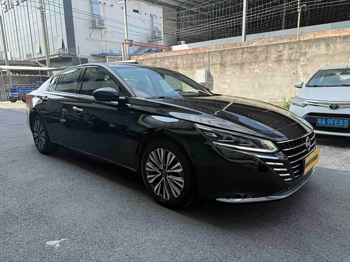 Фото 4 - Nissan Teana