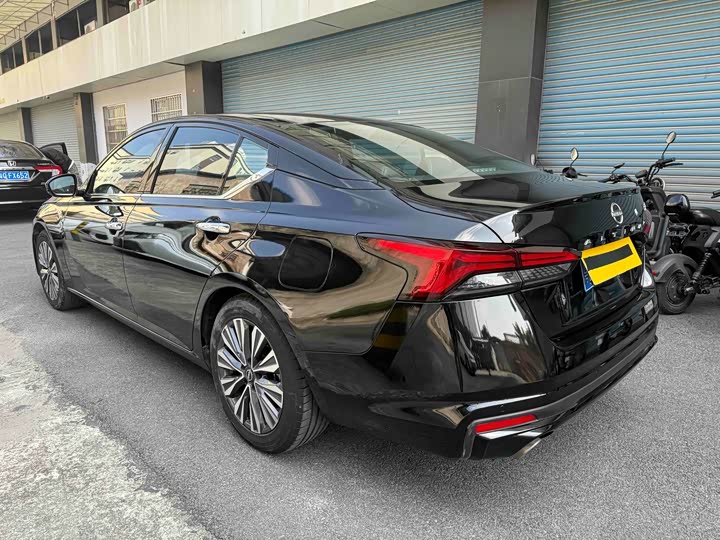 Фото 6 - Nissan Teana