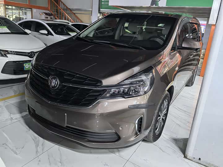 Фото 1 - Buick GL8 ES