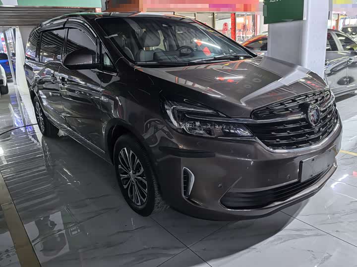 Фото 3 - Buick GL8 ES