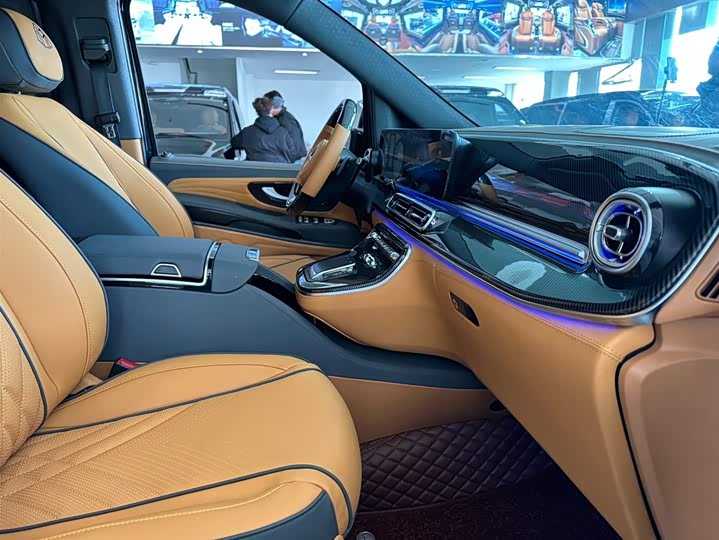 Фото 8 - Mercedes-Benz Vito