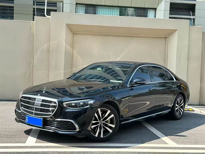 Фото 3 - Mercedes-Benz S-Class