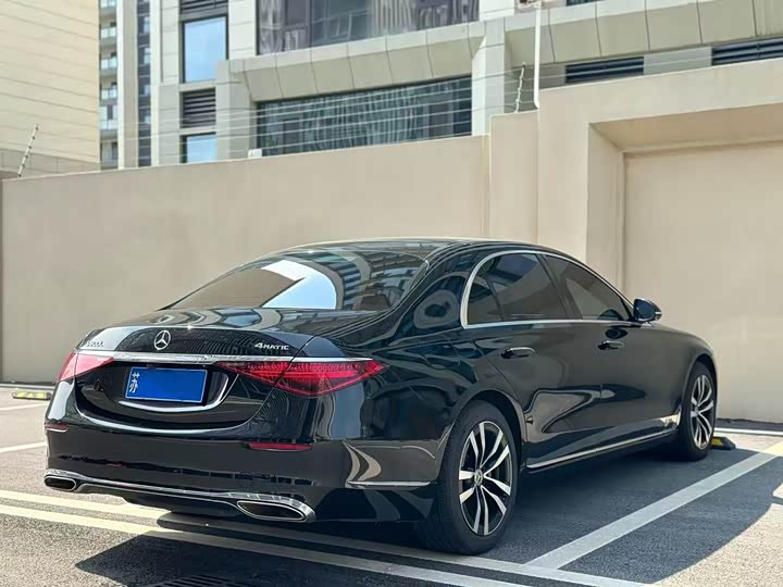 Фото 8 - Mercedes-Benz S-Class