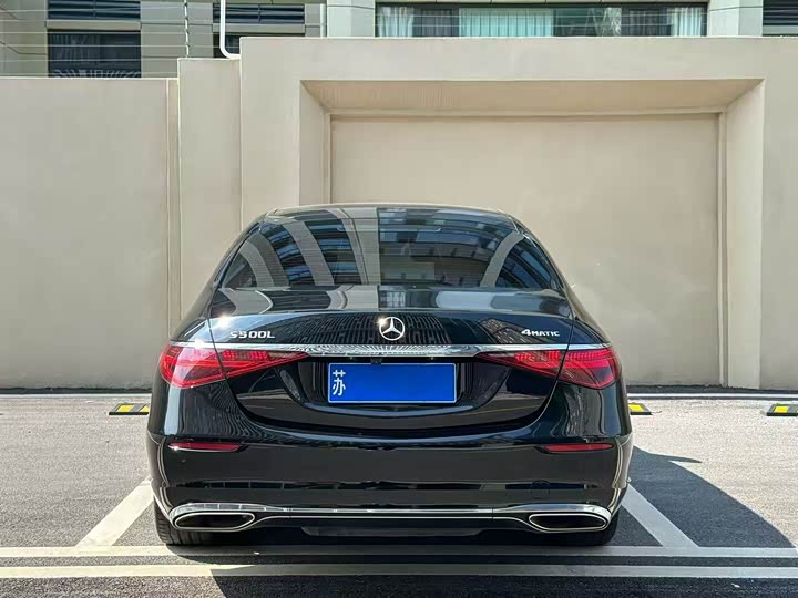 Фото 9 - Mercedes-Benz S-Class