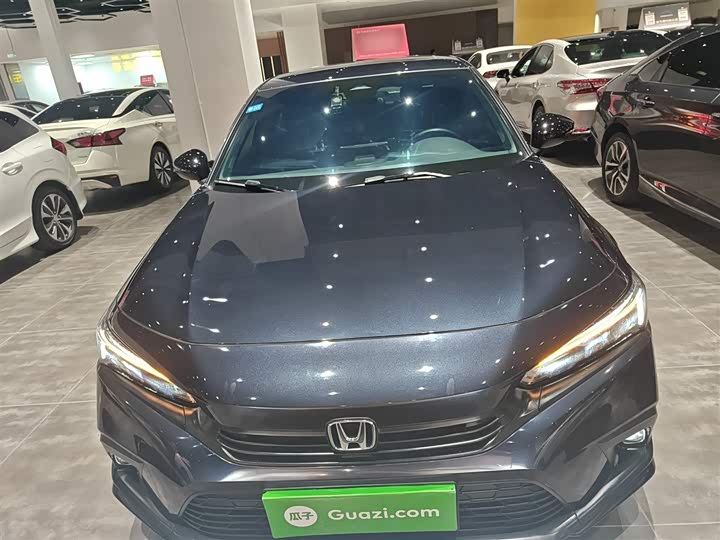 Фото 3 - Honda Civic