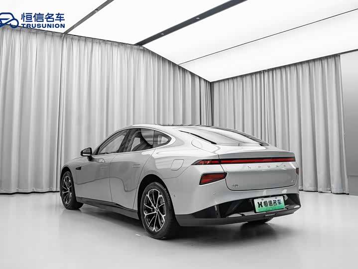 Фото 7 - XPeng P7